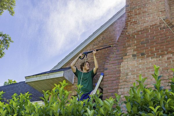 Brick House Cleaning in Ooltewah