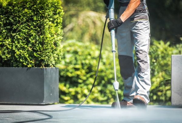 Concrete Pressure Washing in Ooltewah