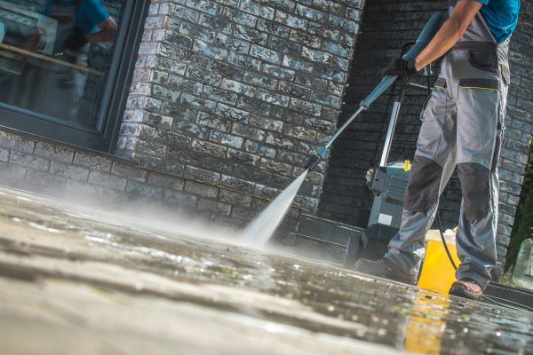 Storefront Pressure Washing in Ooltewah