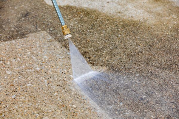 Driveway Pressure Cleaning in Ooltewah