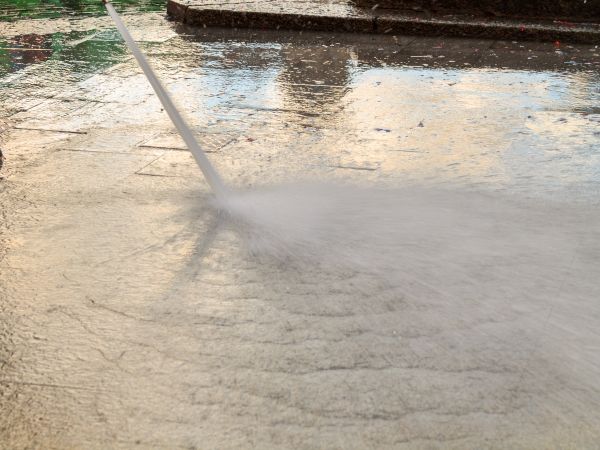 Pavement Cleaning Service in Ooltewah