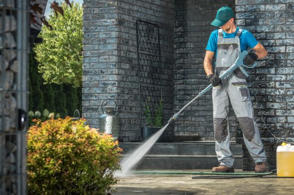 Outside House Cleaning in Ooltewah