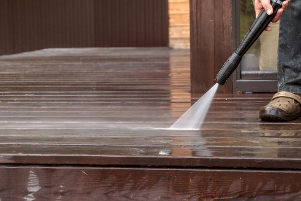 Balcony Pressure Washing in Ooltewah